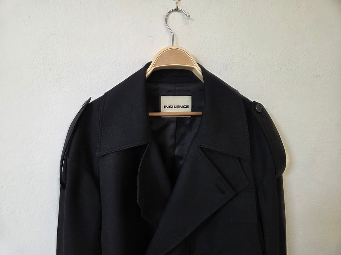 인사일런스 SASAKI 더블 포켓 트렌치 코트 BLACK 상품이미지3