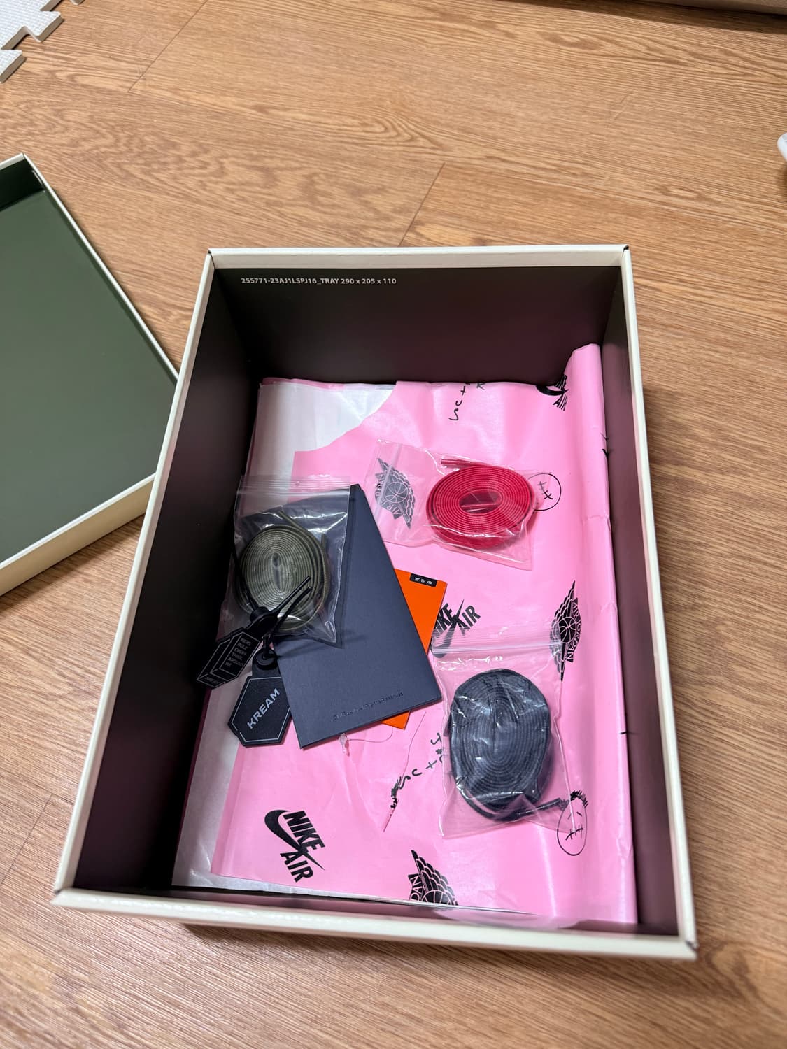 [260] (W) 조던 1 x 트래비스 스캇 레트로 로우 OG SP 미디 상품이미지6