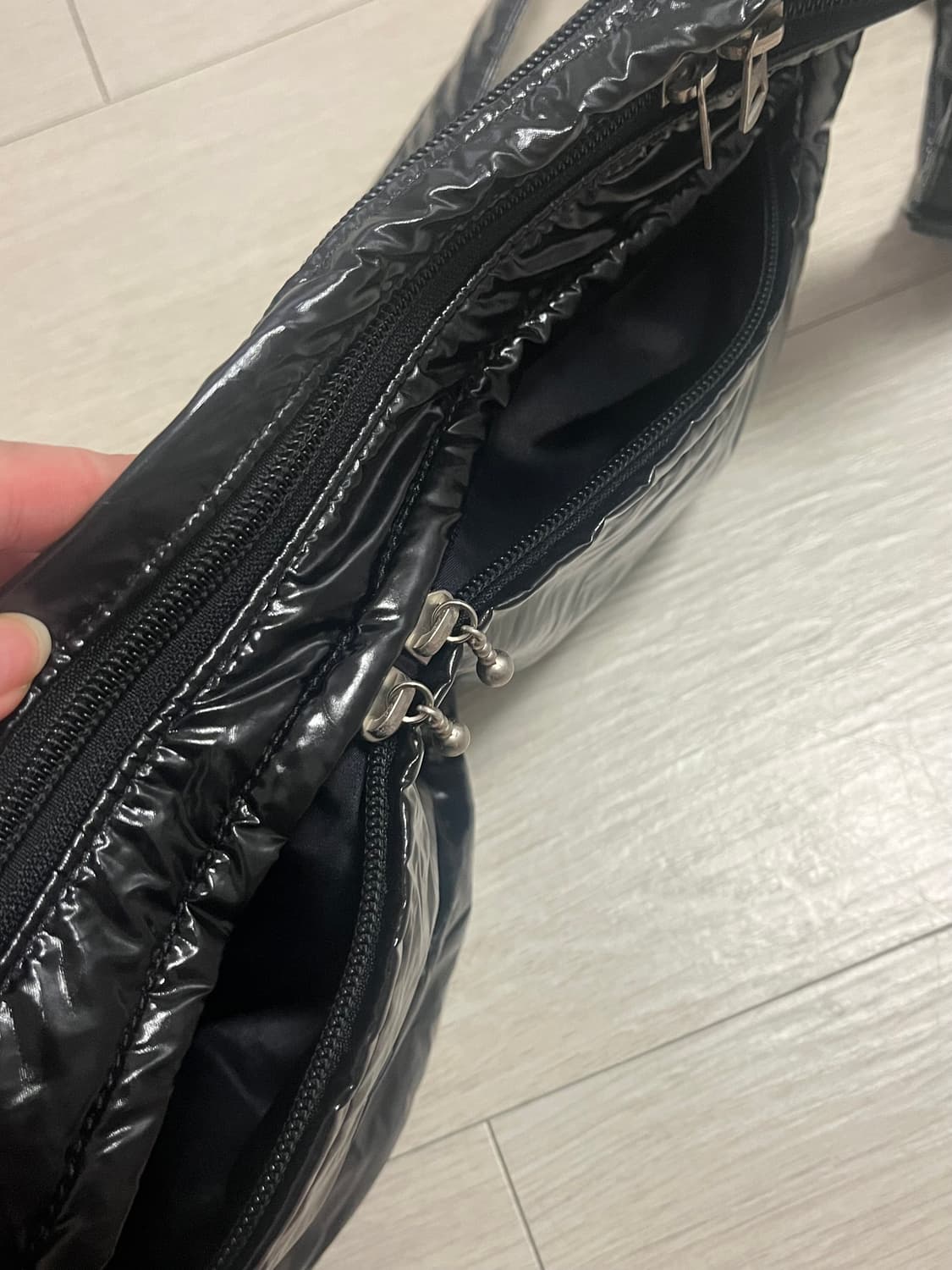 포터걸 Enamel Shoulder Bag 상품이미지7