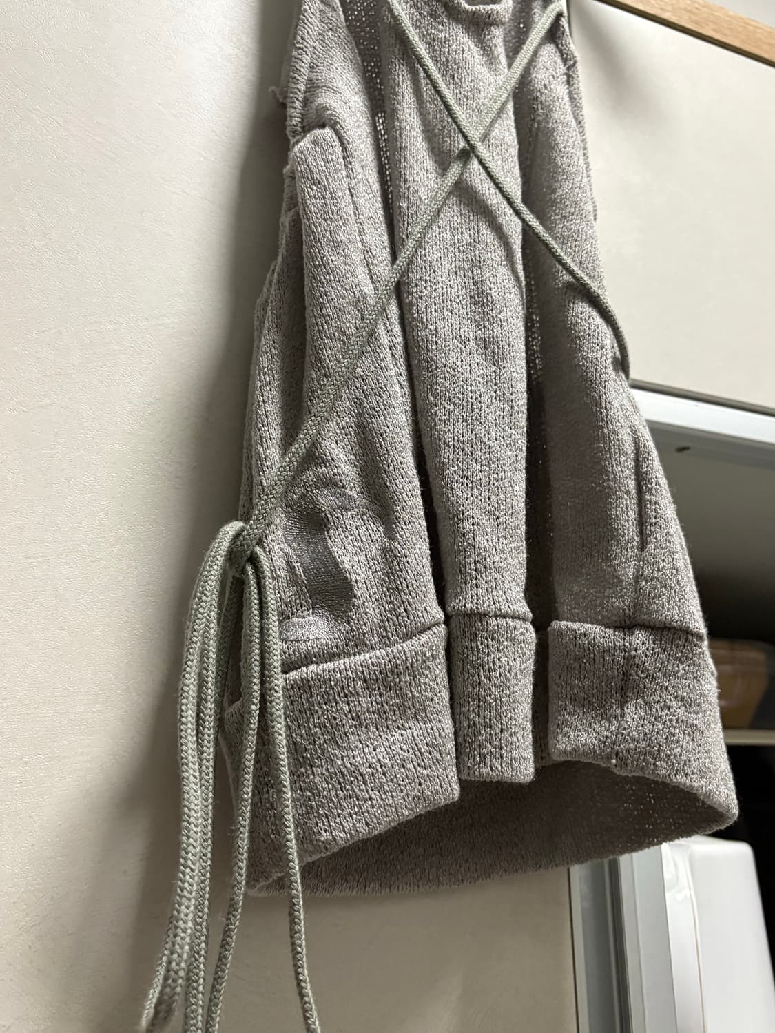 OJOS 스트랩 홀터넥 그레이 상품이미지3