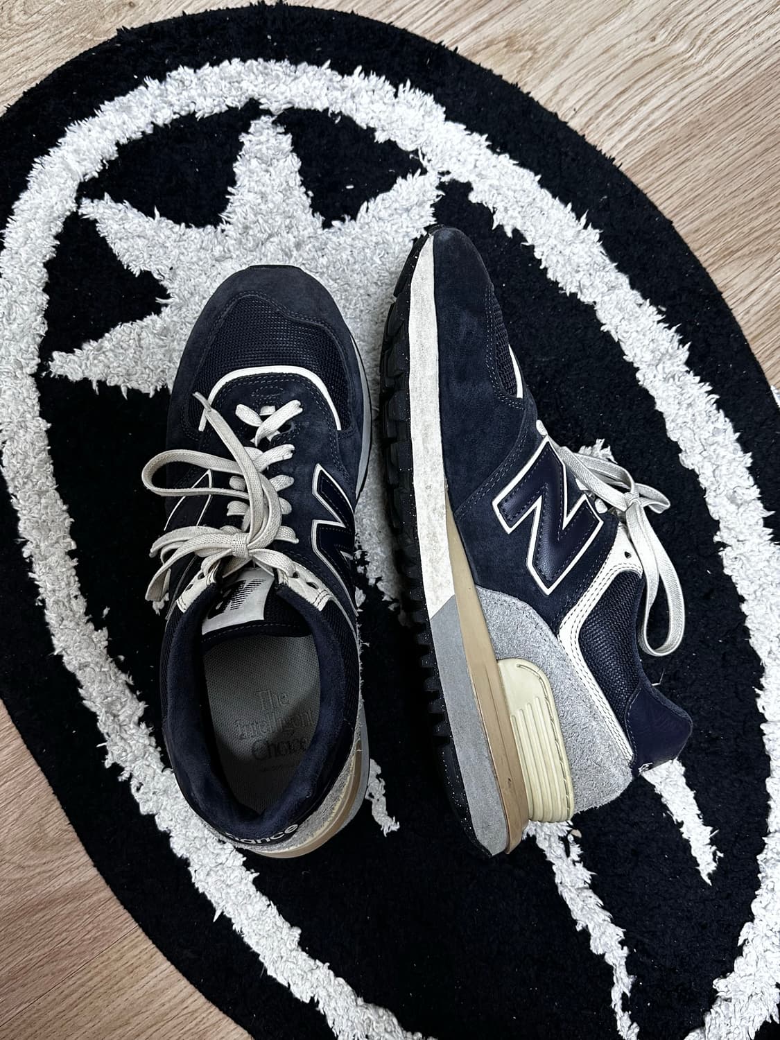 뉴발란스 574 레거시 블루 네이비 275 상품이미지1