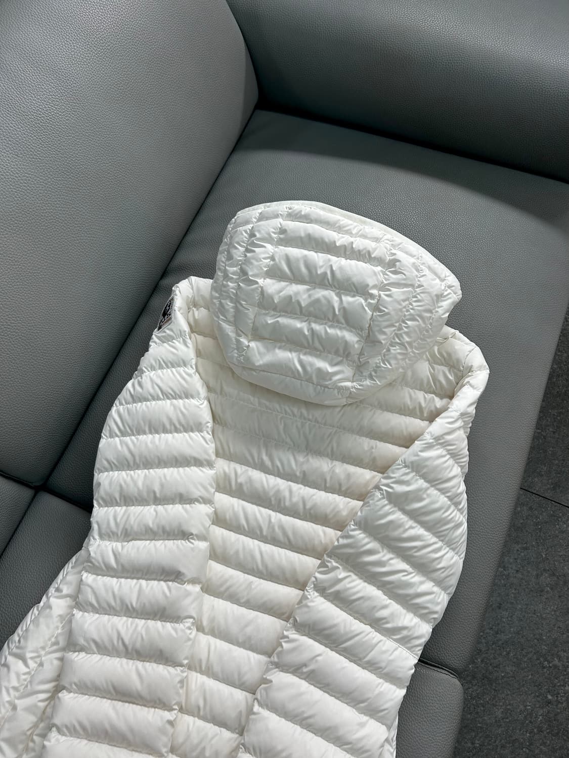 파라점퍼스 아이린 퀼팅 화이트 롱 경량 다운패딩(XS) 상품이미지8