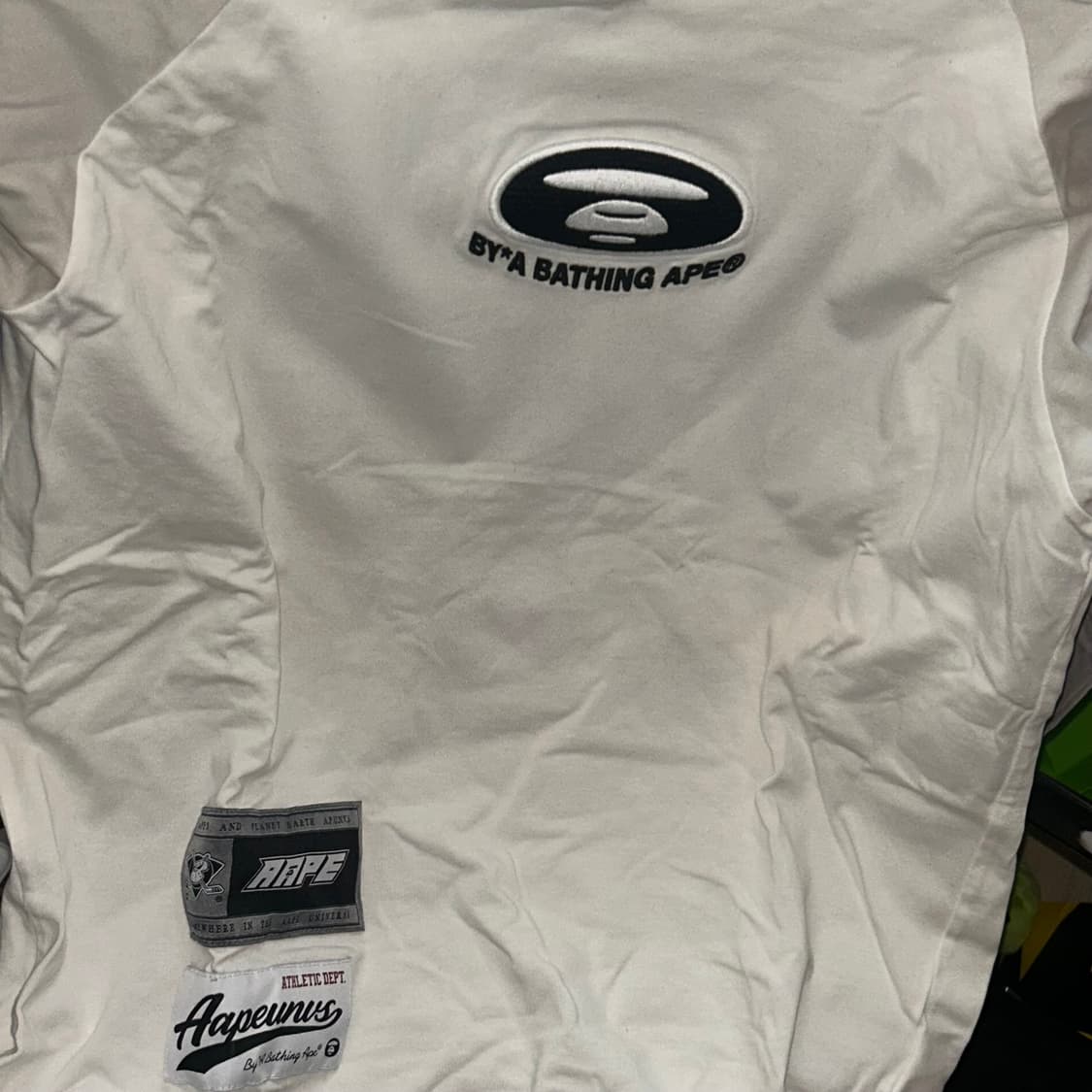 에이프 롱슬리브 상품이미지1