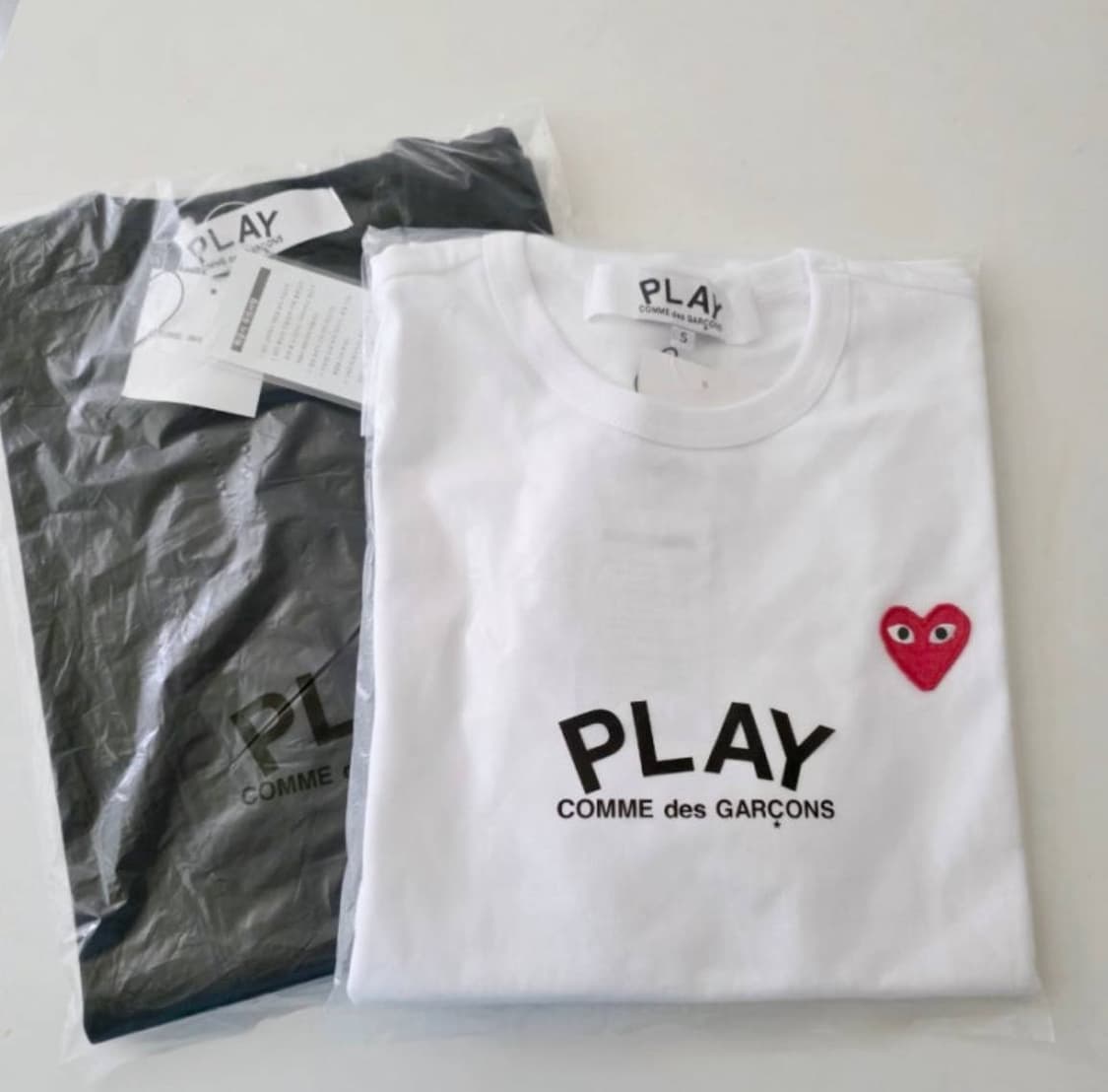 꼼데 반팔티 미개봉 새상품 상품이미지1