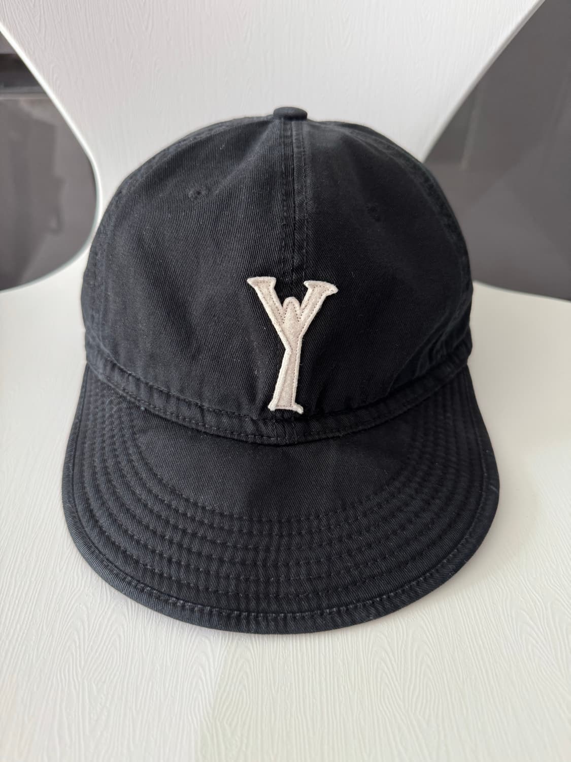 Ryoo 볼캡 블랙 팝니다 상품이미지1