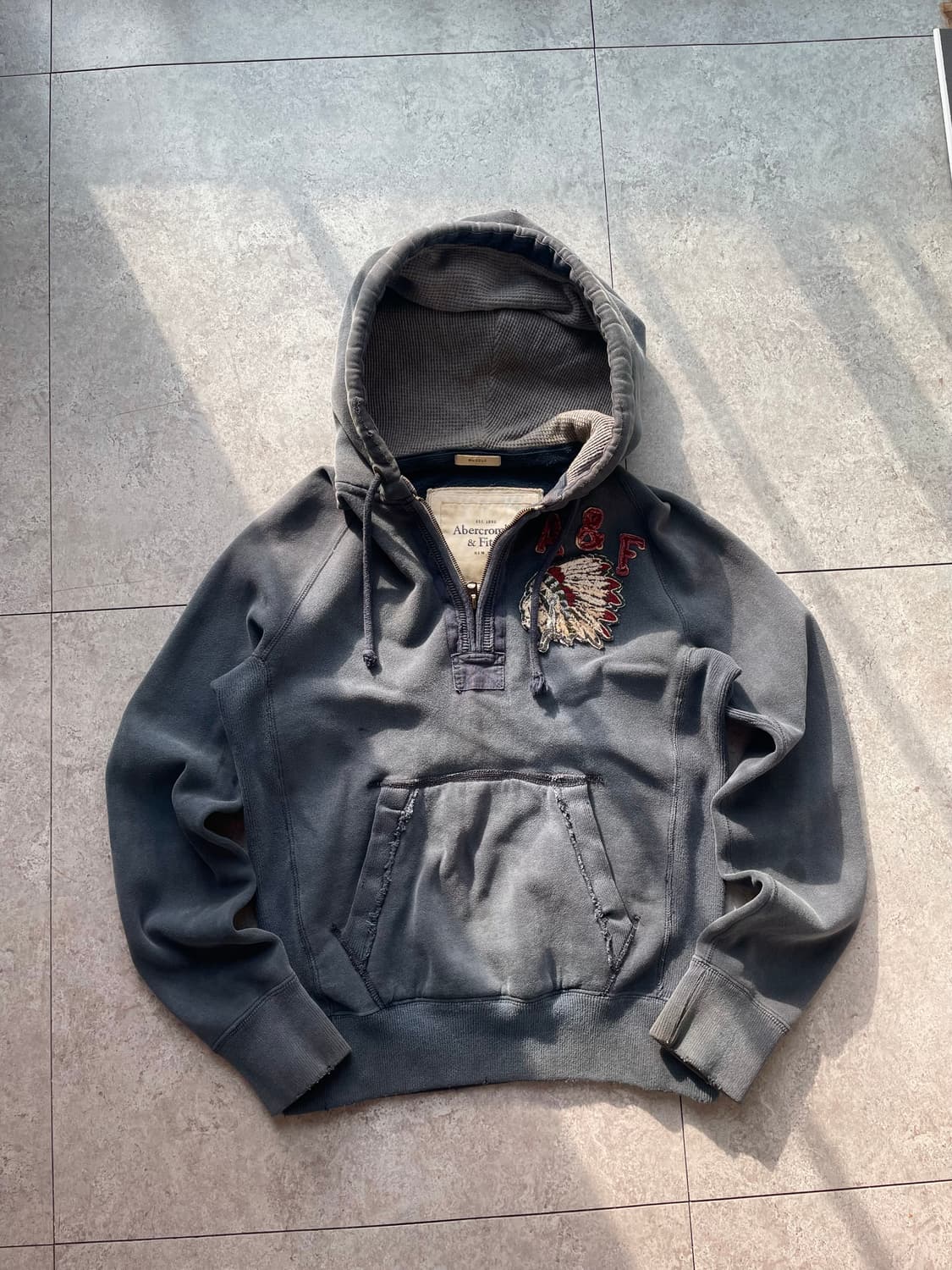 아베크롬비 피그먼트 인디안 반집업 상품이미지1