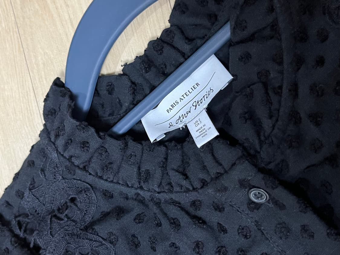 앤아더스토리즈 블랙 도트 원피스 상품이미지3