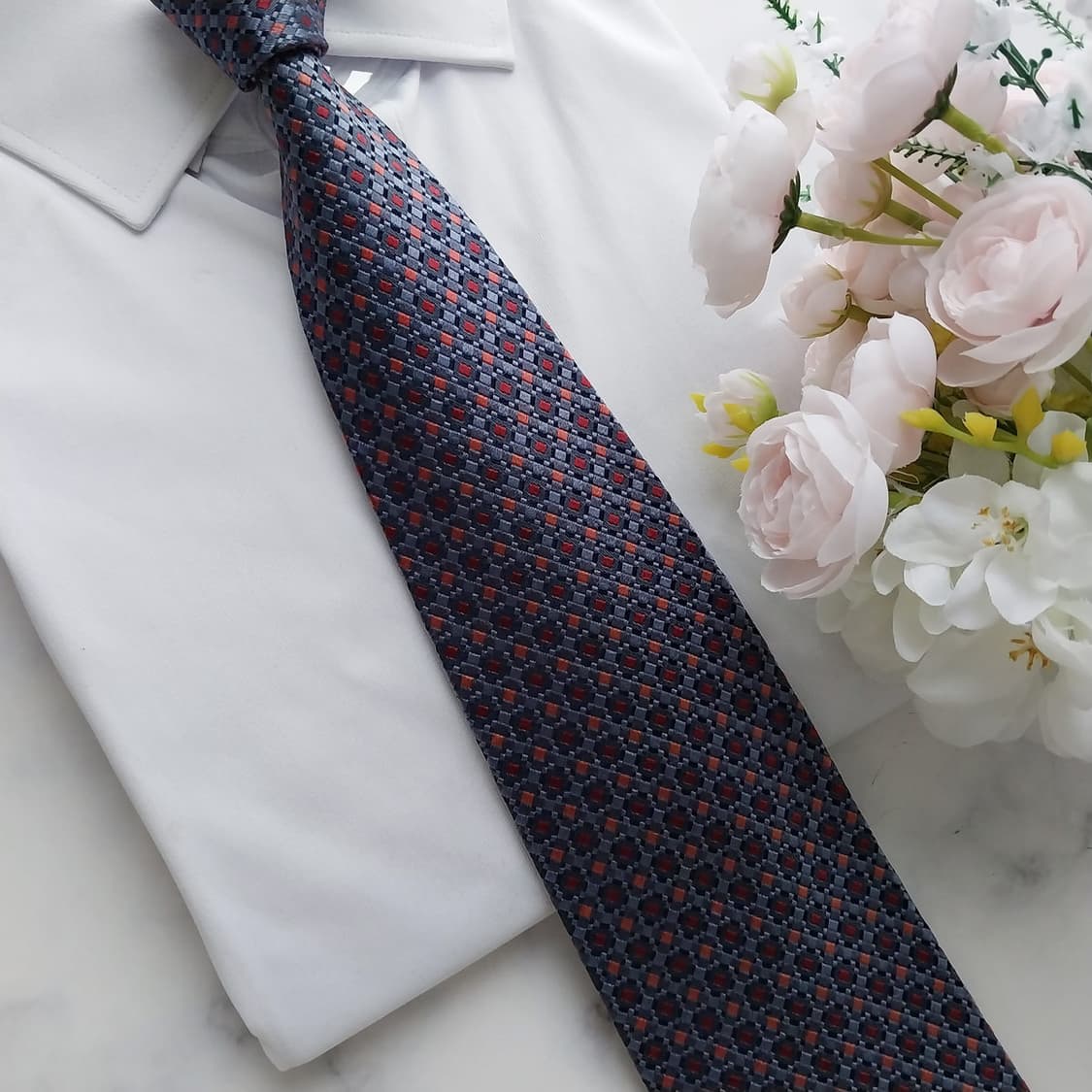 제냐 실크 네이비 자카드 넥타이 9.5cm A+등급 K1186
 상품이미지9