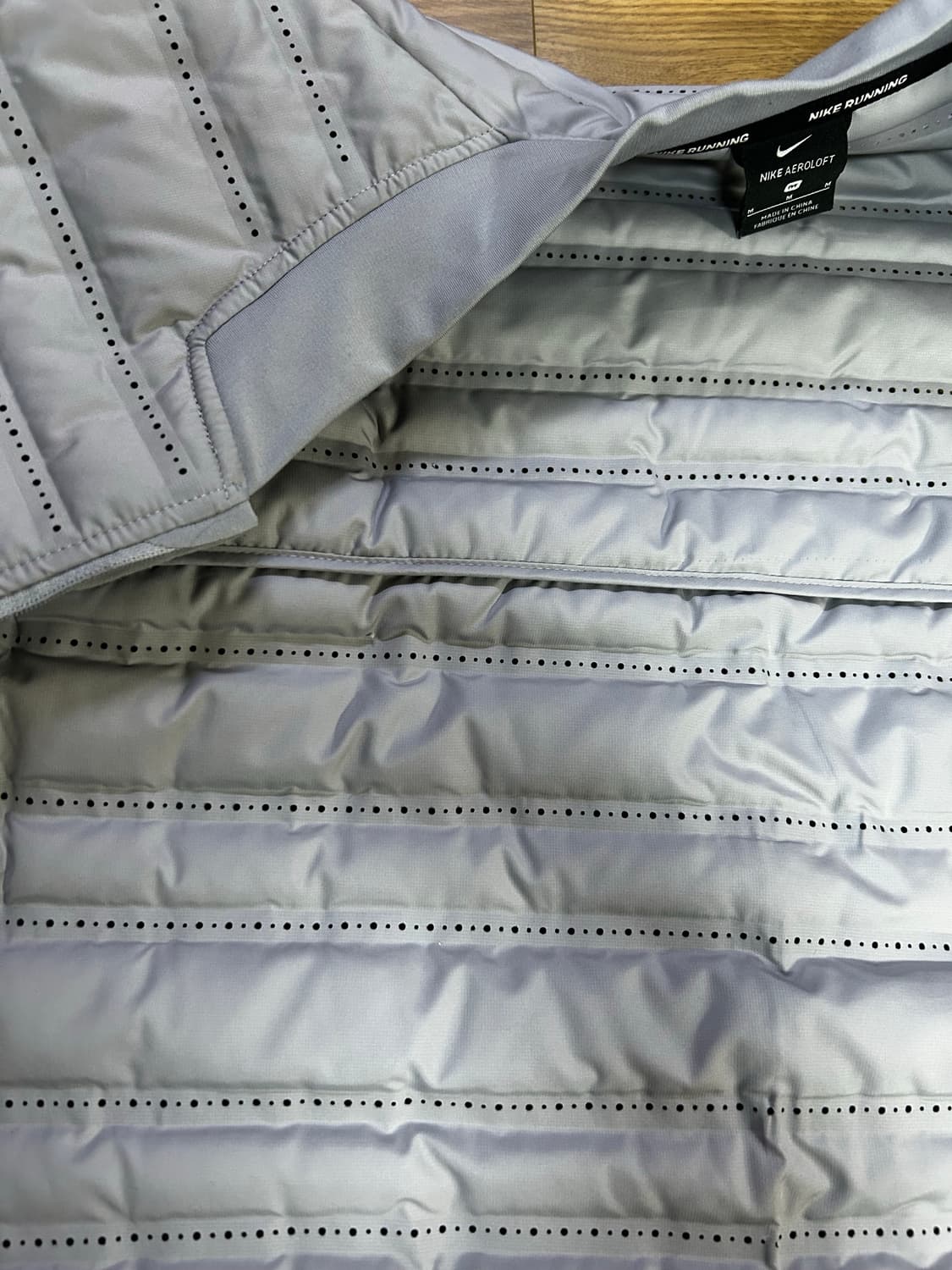 나이키 여성용 에어로로프트 러닝 다운 필 재킷 그레이 856634 012 상품이미지5