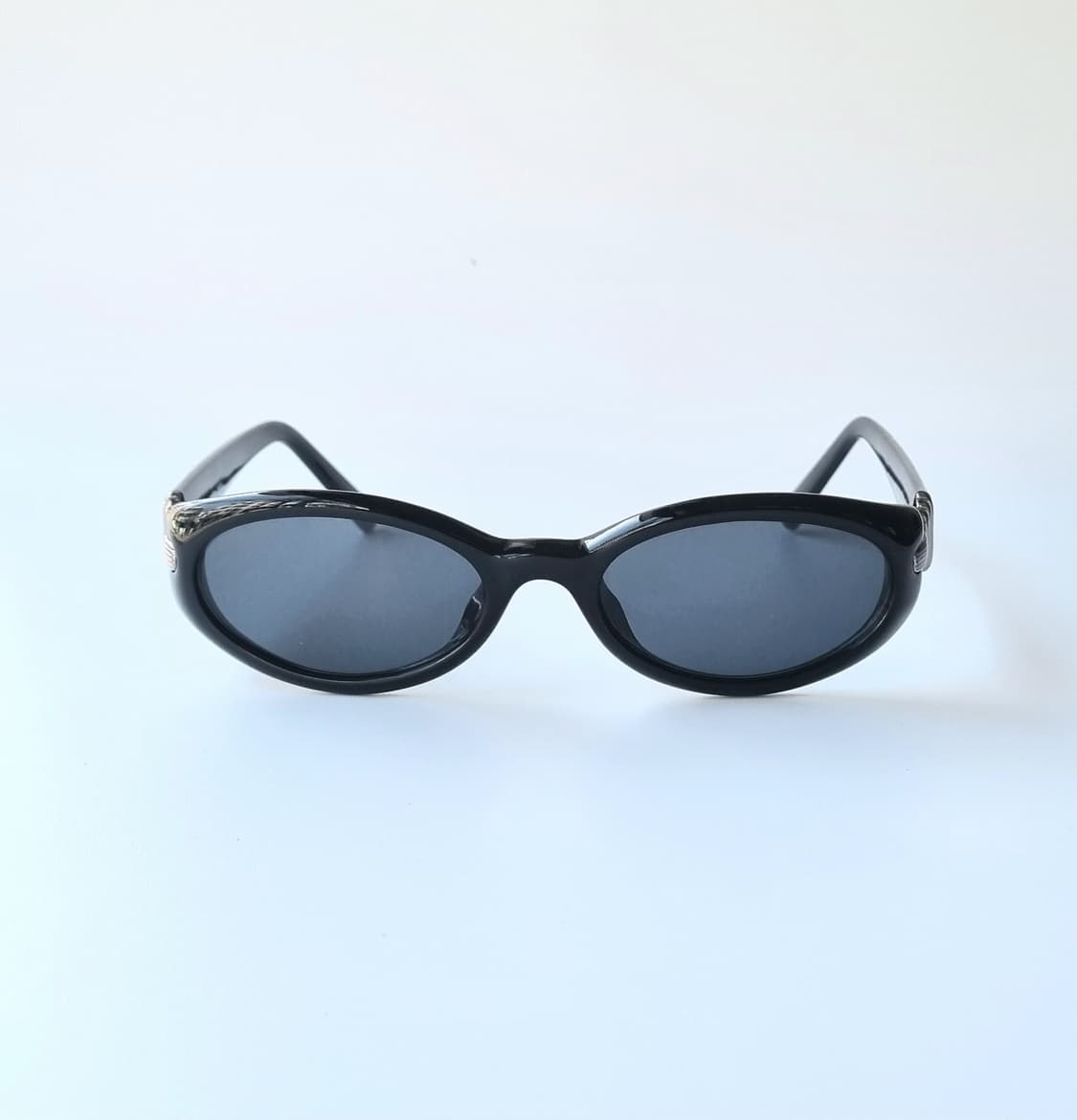 데드스탁 N-Generation  블랙 오벌 선글라스 174 상품이미지1