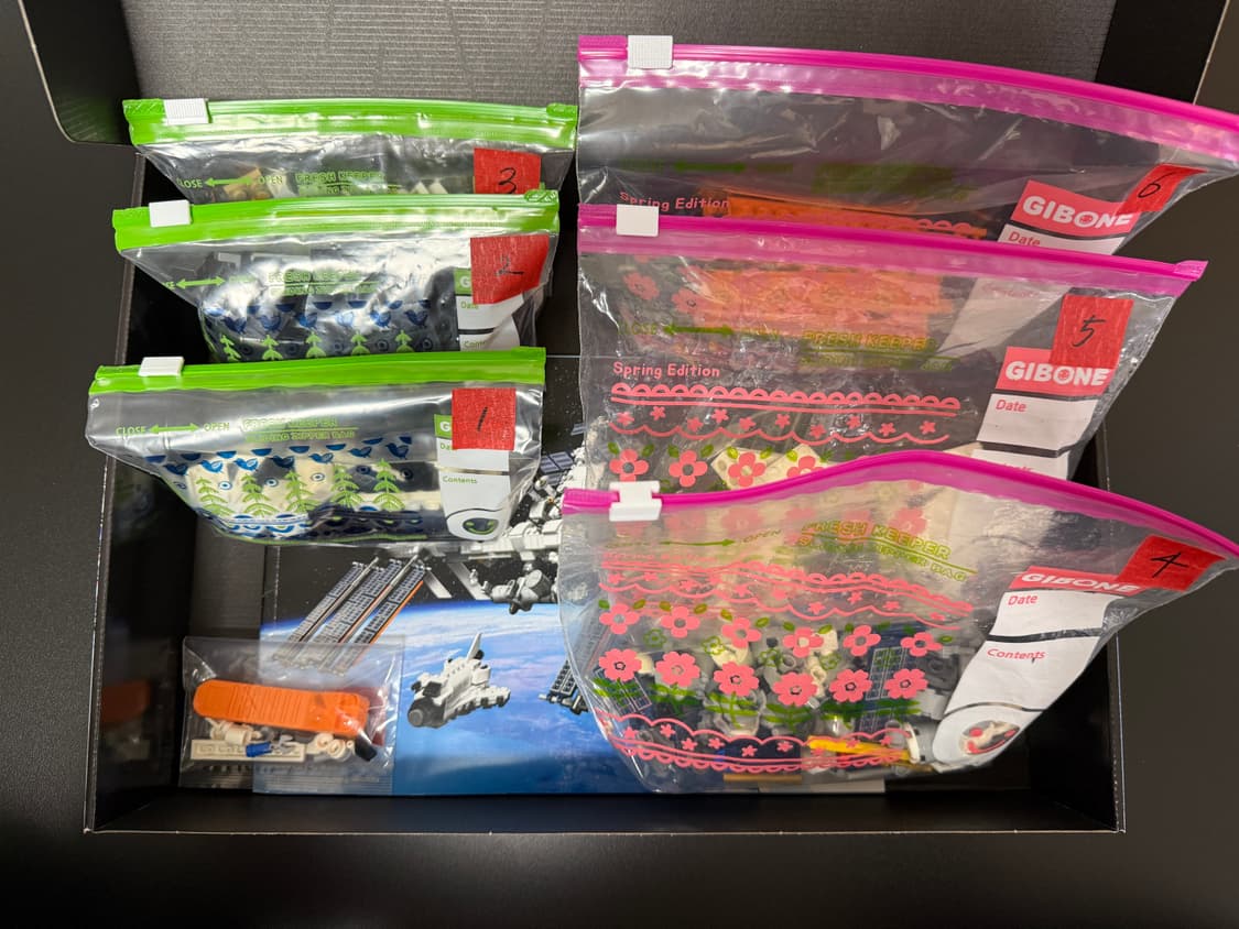 레고 아이디어스 21321 국제우주정거장 아크릴 케이스 포함 상품이미지3