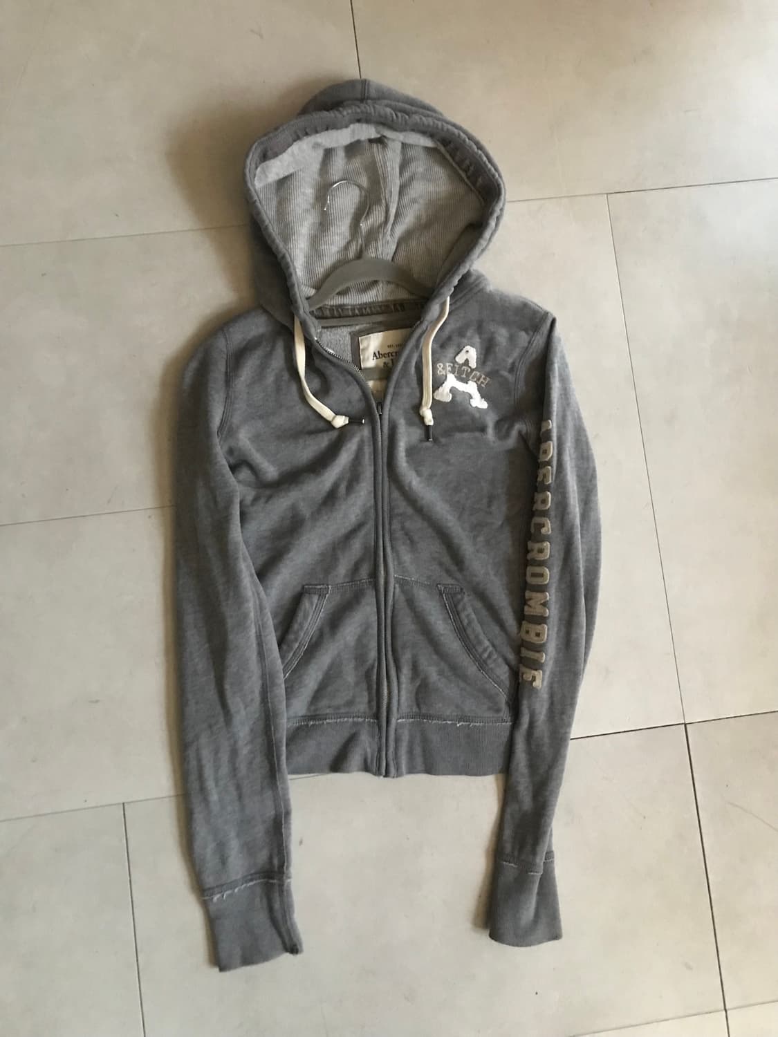 아베크롬비 그레이 슬림핏 후드집업 상품이미지8