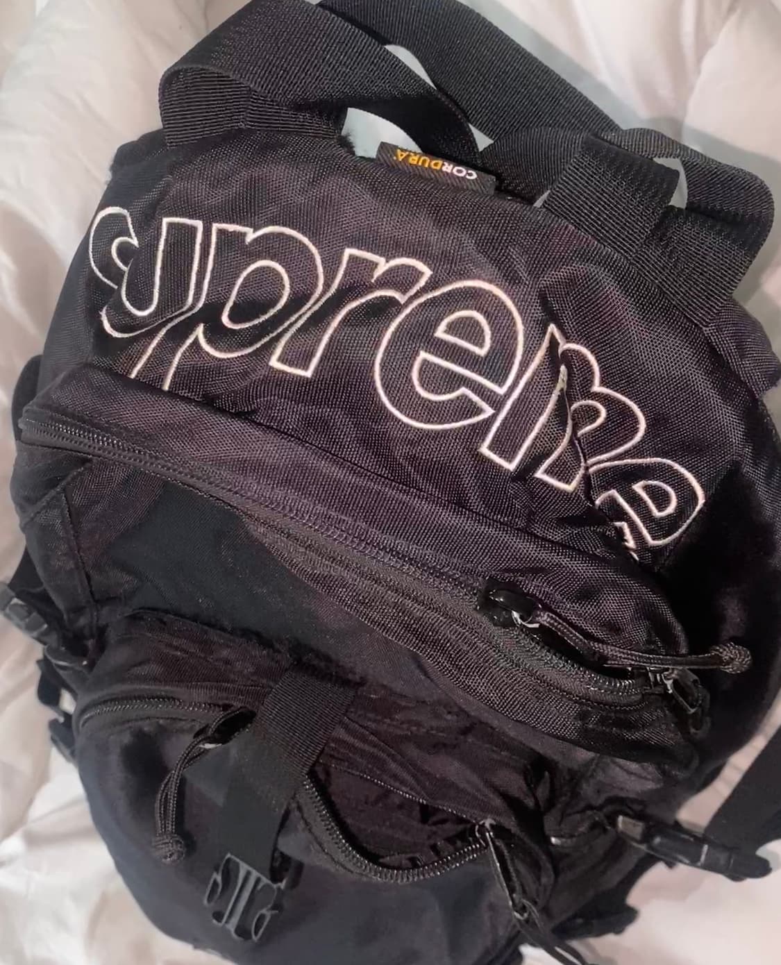 19fw Supreme 슈프림 백팩 가방 블랙 상품이미지5