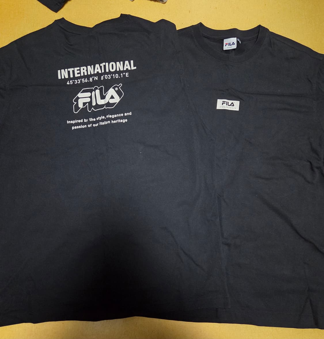 휠라 검정 반팔 티셔츠 X-LARGE, XX-LARGE 상품이미지1