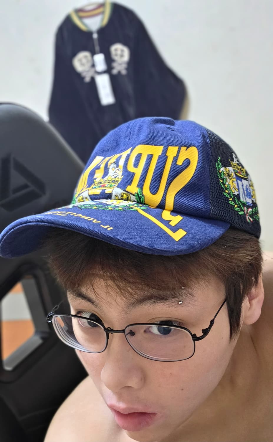 슈프림 크레스트 메쉬 백 6-패널 네이비 - 25FW 상품이미지3