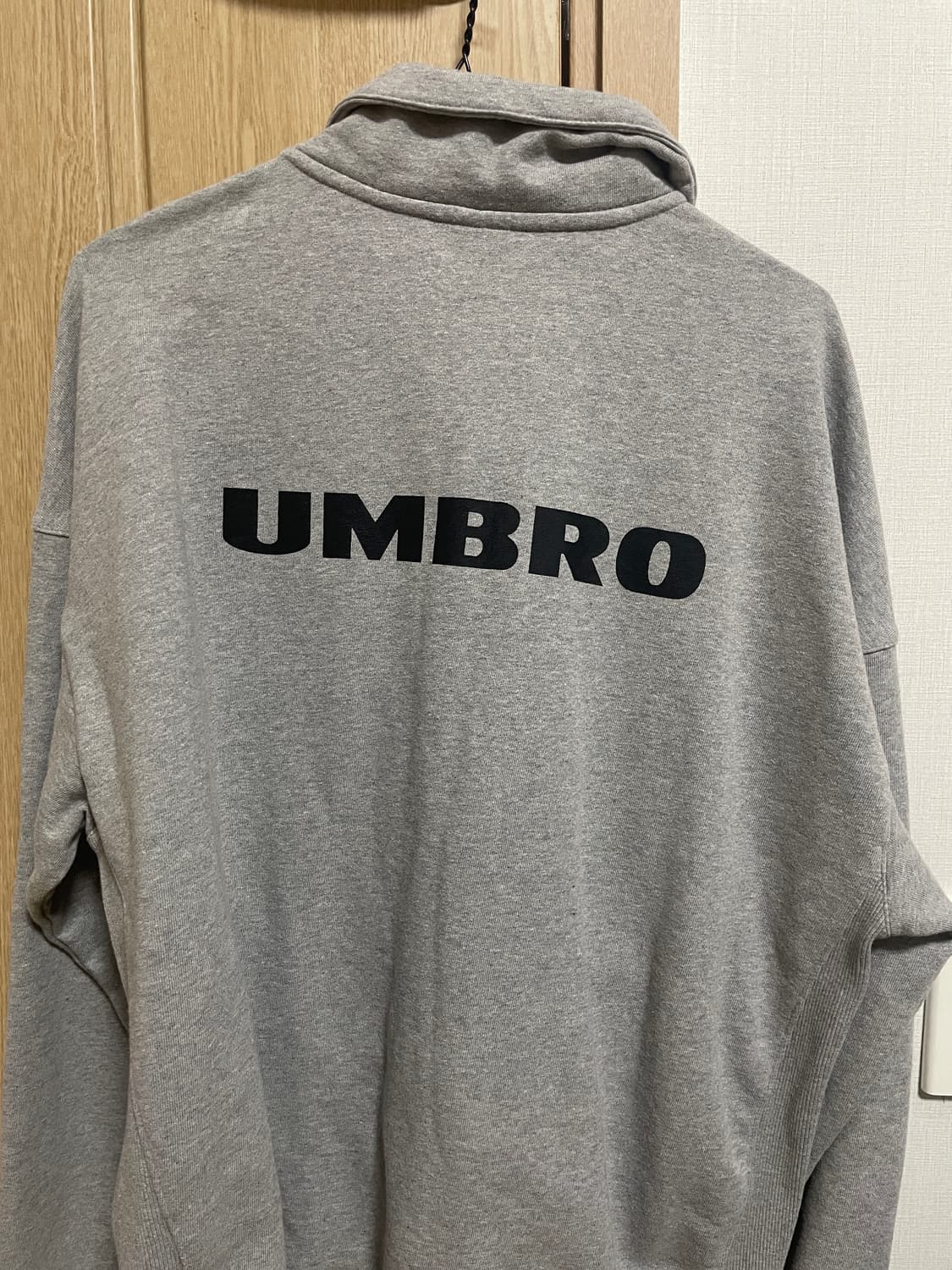 엄브로 아노락 맨투맨 상품이미지2