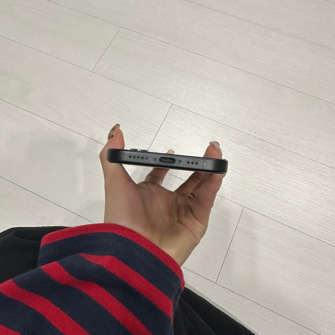 아이폰16 일반 블랙 256기가 상품이미지6