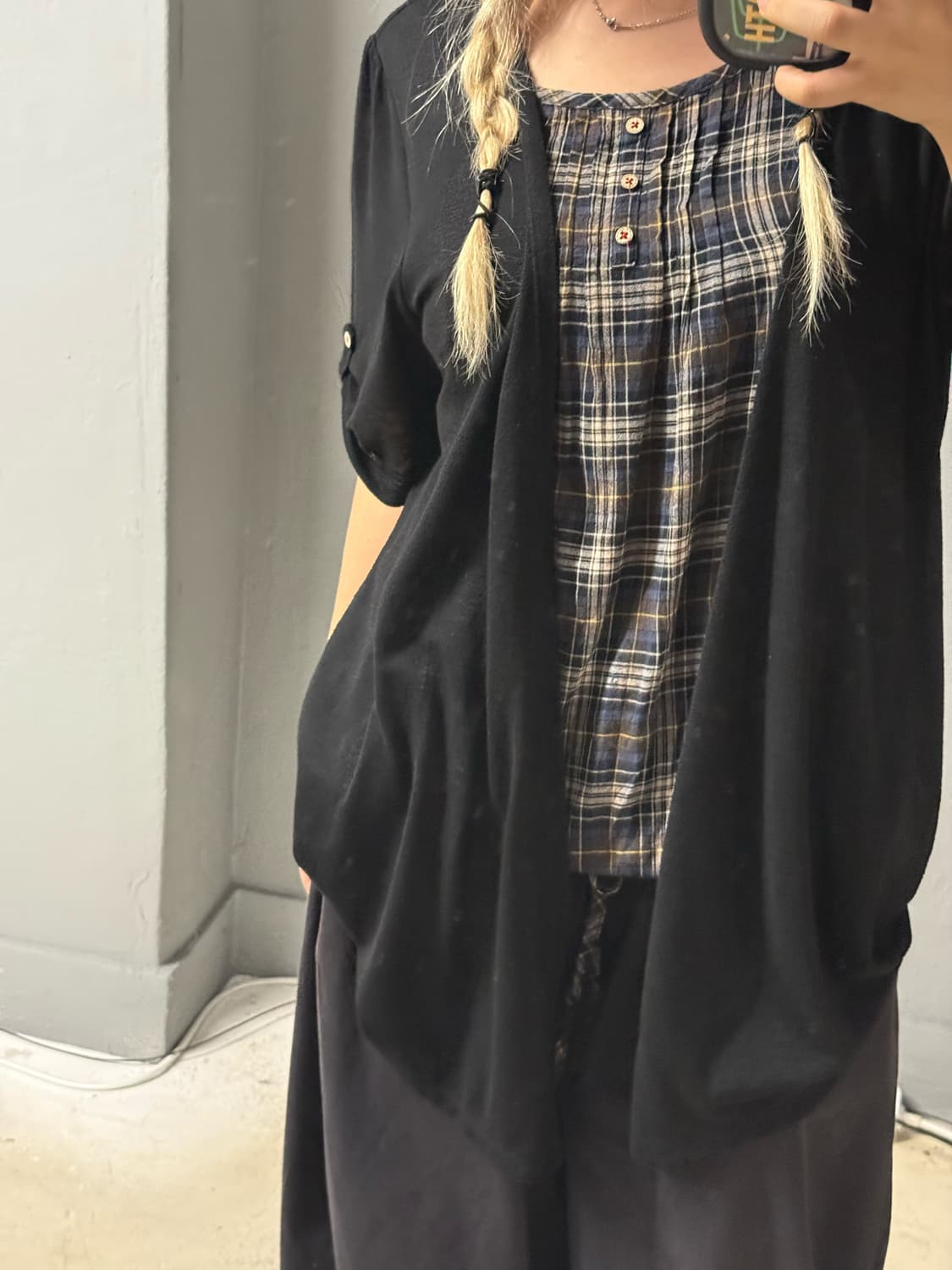 check pattern layered detail top  상품이미지4