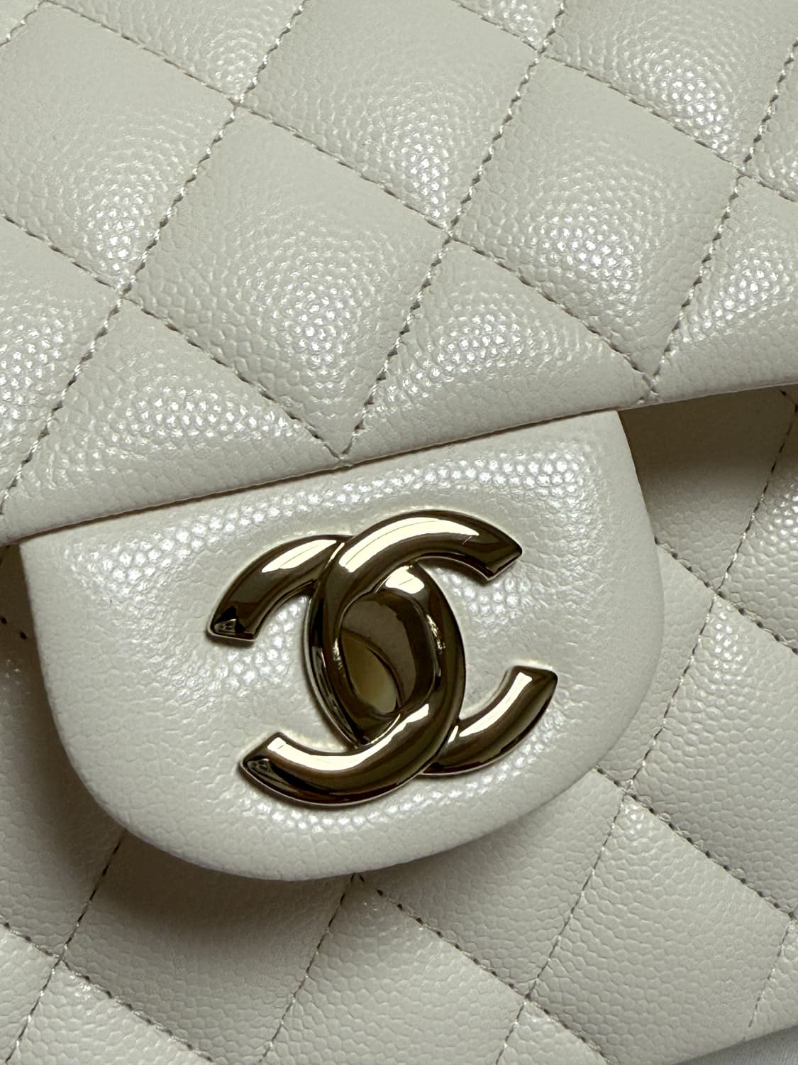 샤넬클래식 상품이미지4