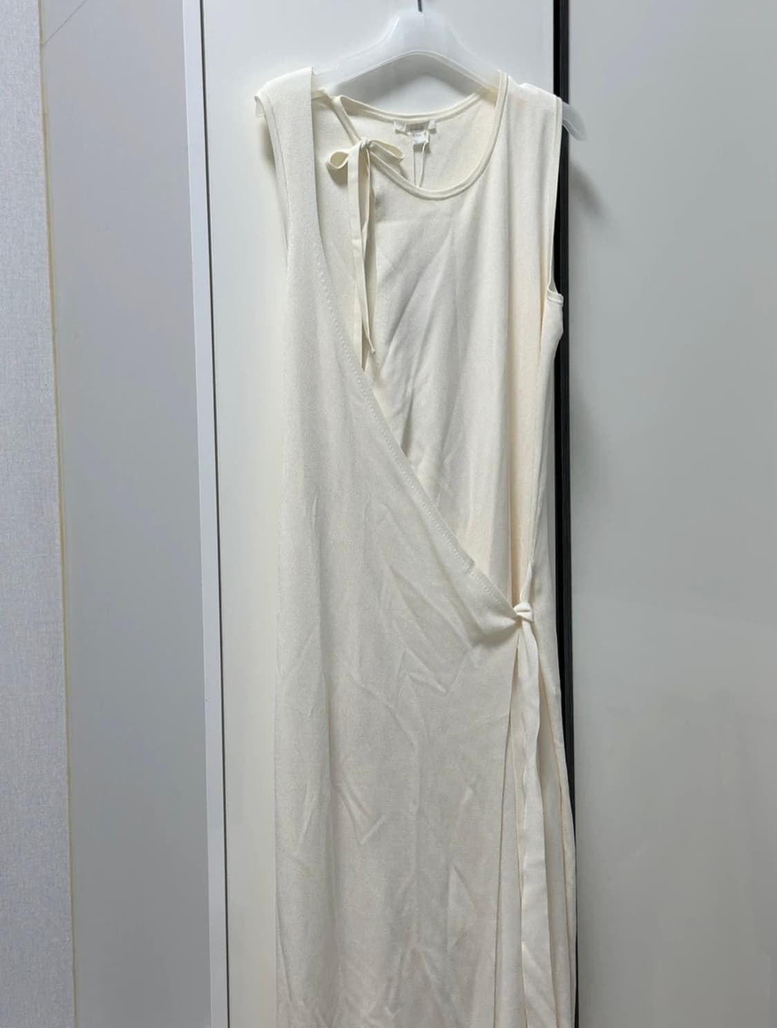(새상품)COS 아이보리 랩 민소매 원피스 상품이미지2