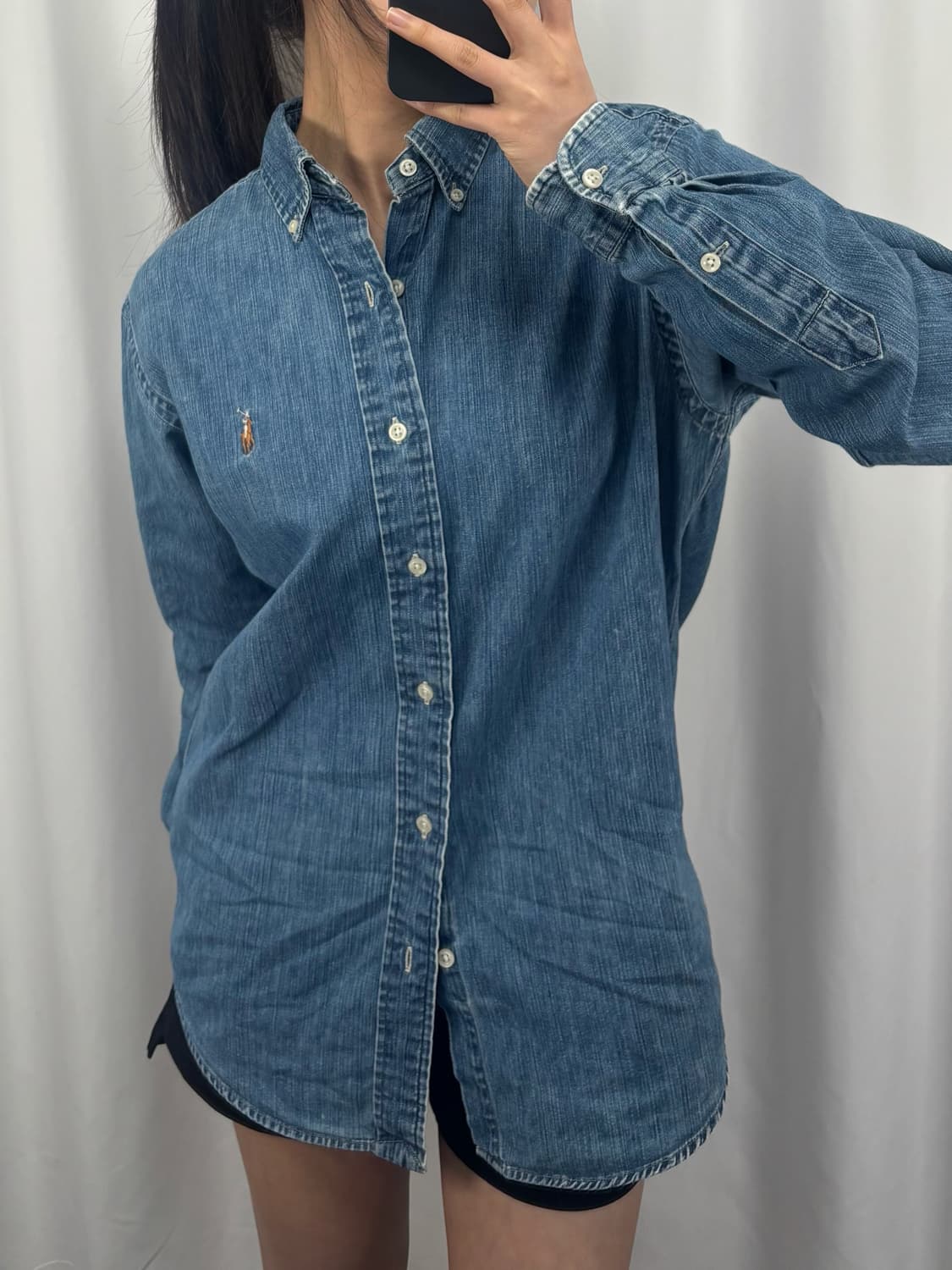 폴로 클래식 핏 샴브레이 데님 셔츠 상품이미지2