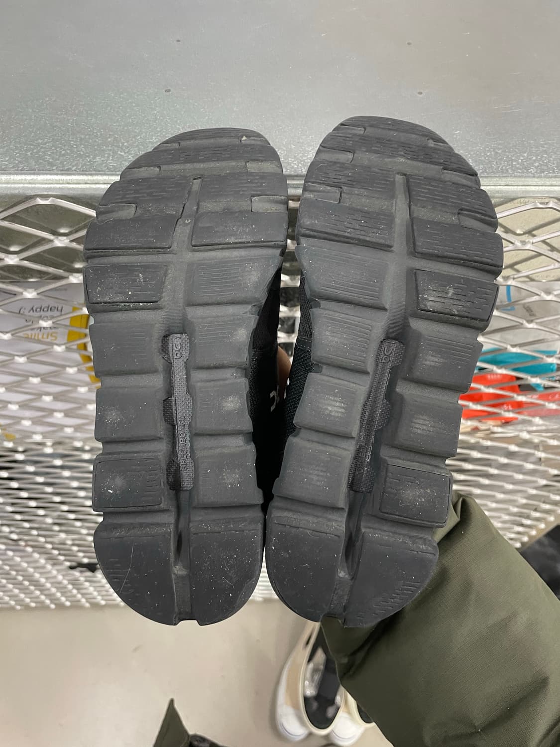 온 러닝 클라우드 6 블랙 230 상품이미지6