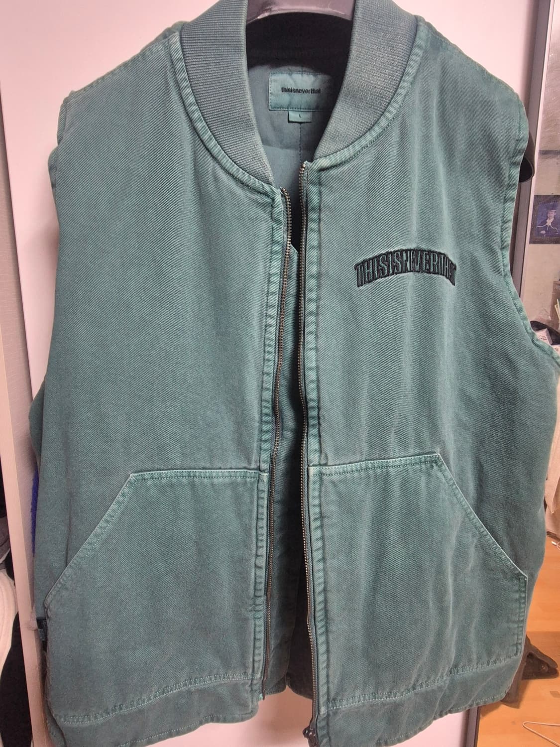 디스이즈네버댓 워시드 그린 베스트 L 상품이미지1