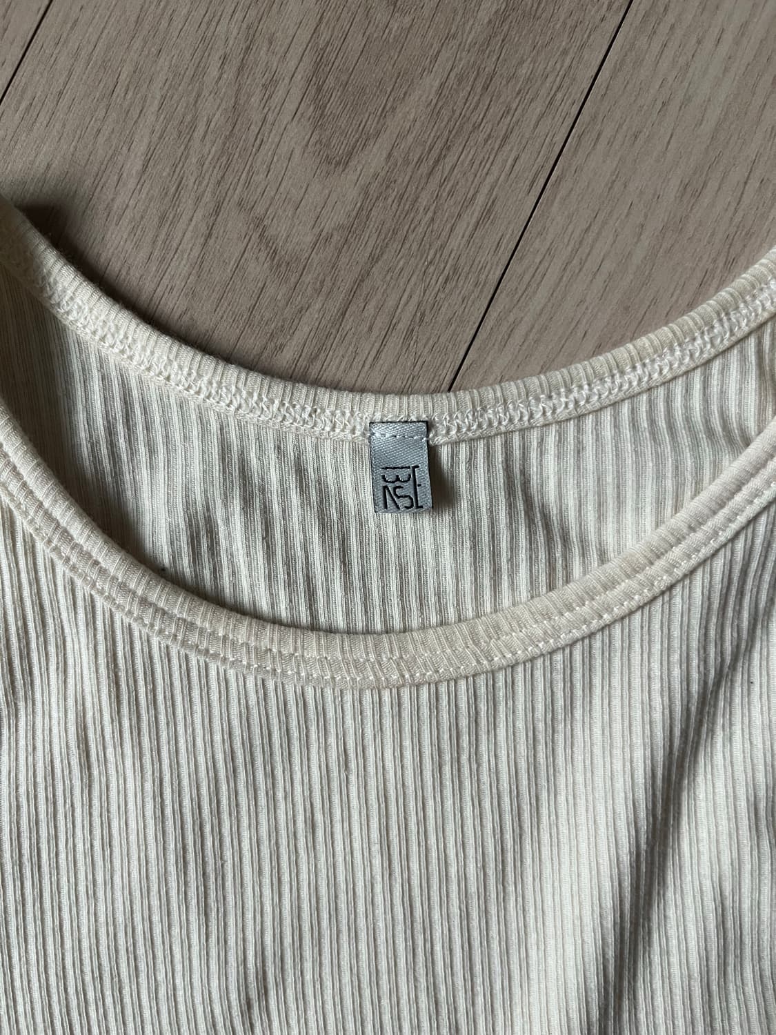 베이스레인지 베이지 레이스업 슬리브리스 상품이미지2