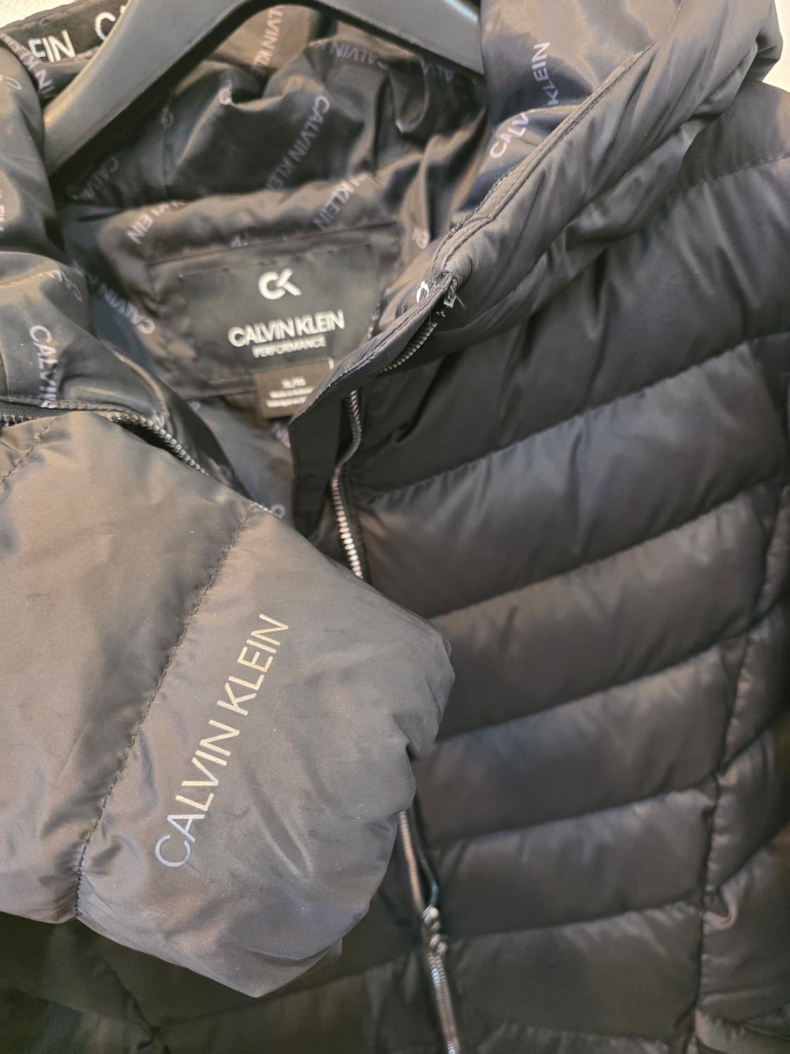 캘빈클라인 퍼포먼스 블랙 후드패딩 XL 상품이미지4