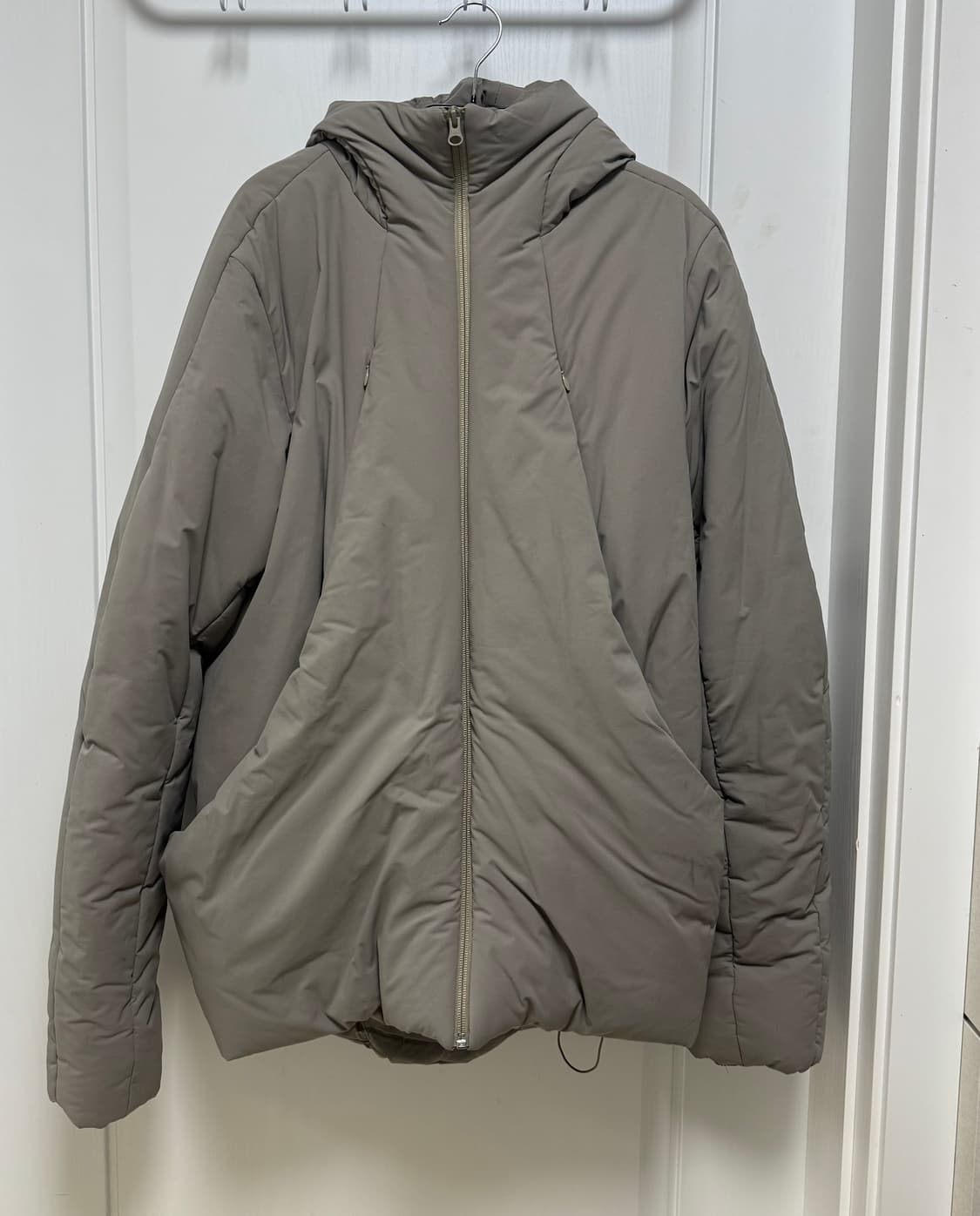 혜인서 푸퍼자켓 패딩 웜그레이 hyein seo puffer 상품이미지2