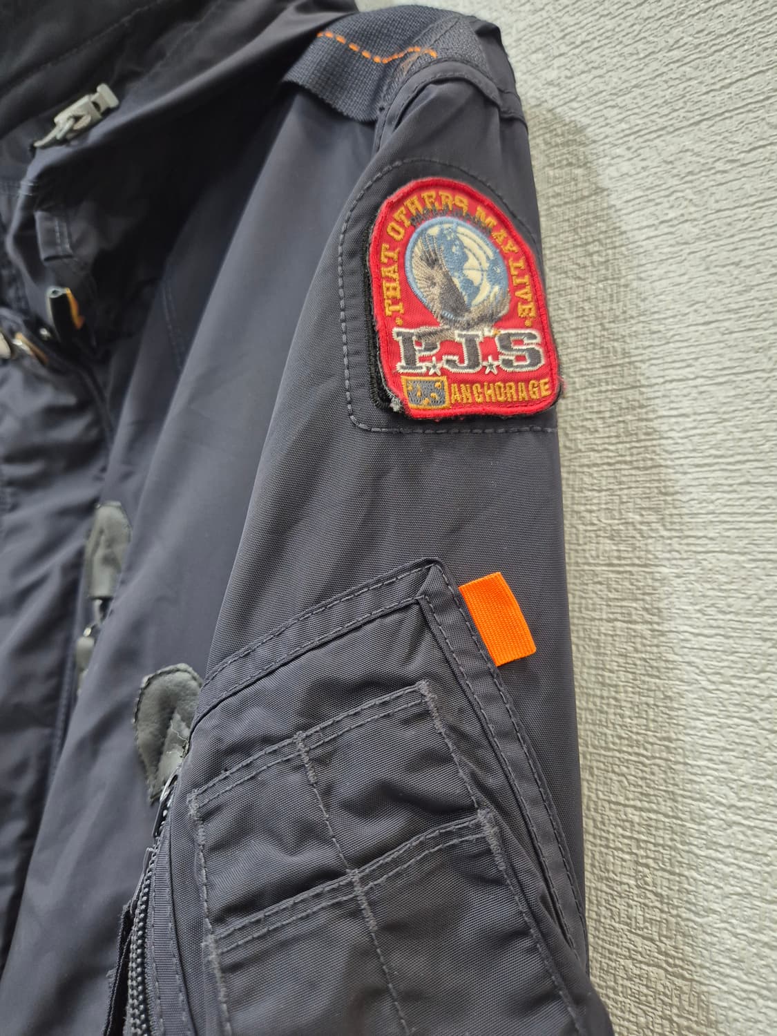 파라점퍼스 남자 후드 자켓 점퍼 / 95 (정품) 상품이미지3