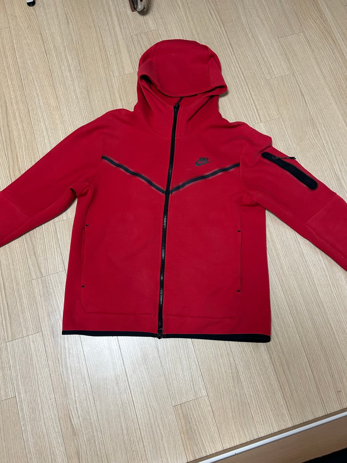 나이키 테크팩레드 상품이미지1