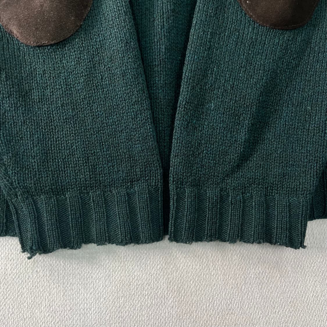 105 버버리 기마로고 엘보우 패치 울반집업 니트  상품이미지6