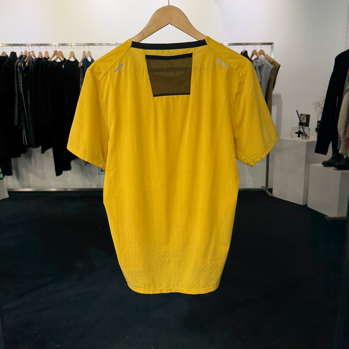 [M] 나이키 드라이핏 트레일 라이즈 러닝 반팔티 상품이미지2