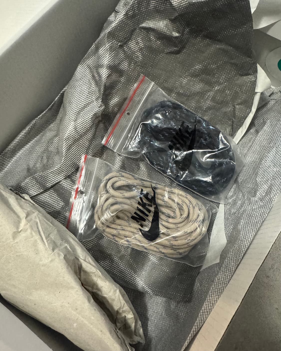 [280] 나이키x스투시 에어페니2 상품이미지2