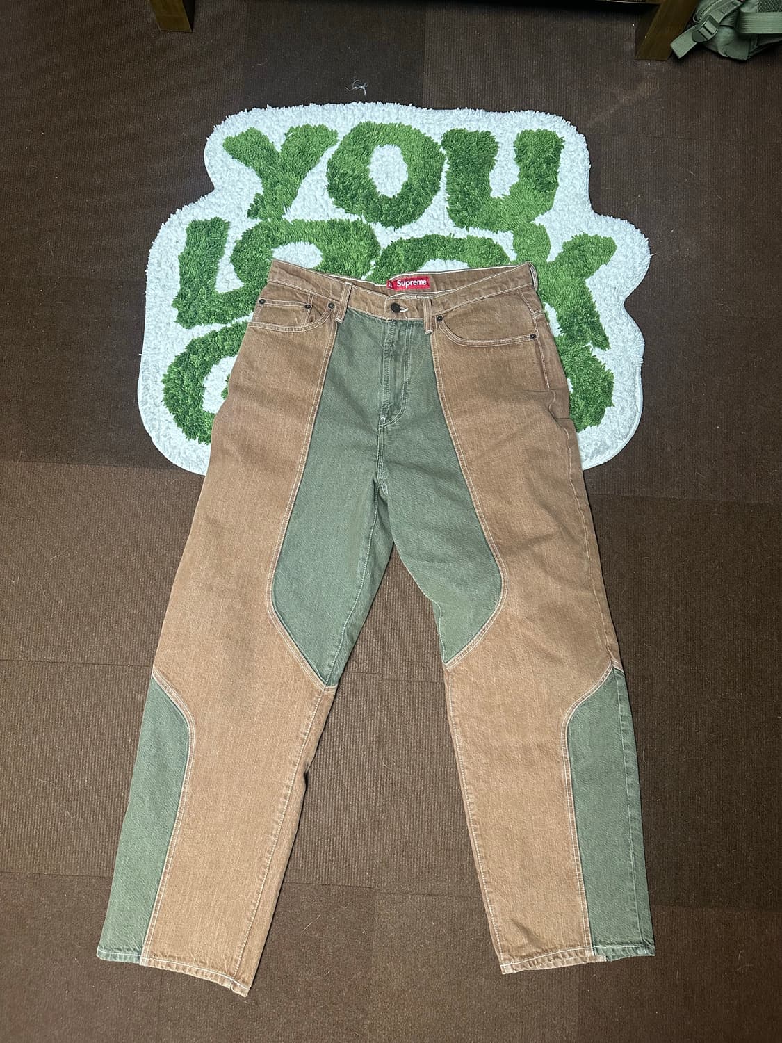 슈프림 투톤 패널드 배기 진 브라운 상품이미지1