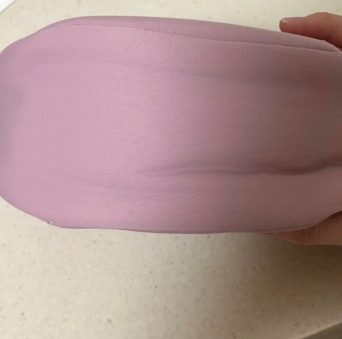 몽드몽드 클래식 버튼 패딩 크로스 백 하프문 미니 가방 핑크 여성 토트백 상품이미지7