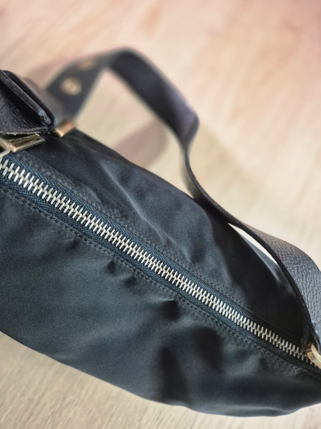 프라다 삼각로고 숄더백 상품이미지9