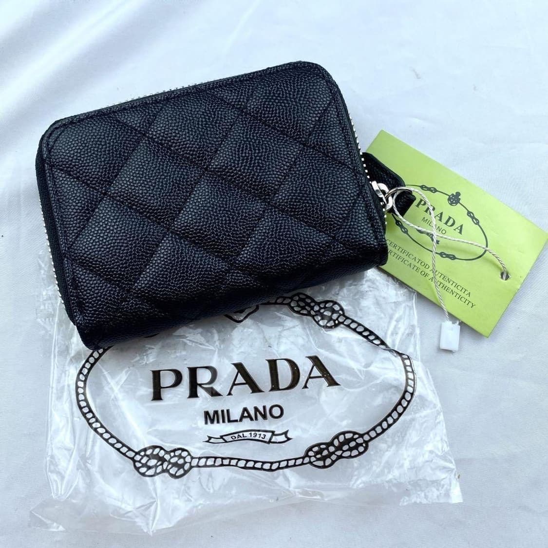 프라다뷰티 캐비어 카드지갑 동전지갑 상품이미지4