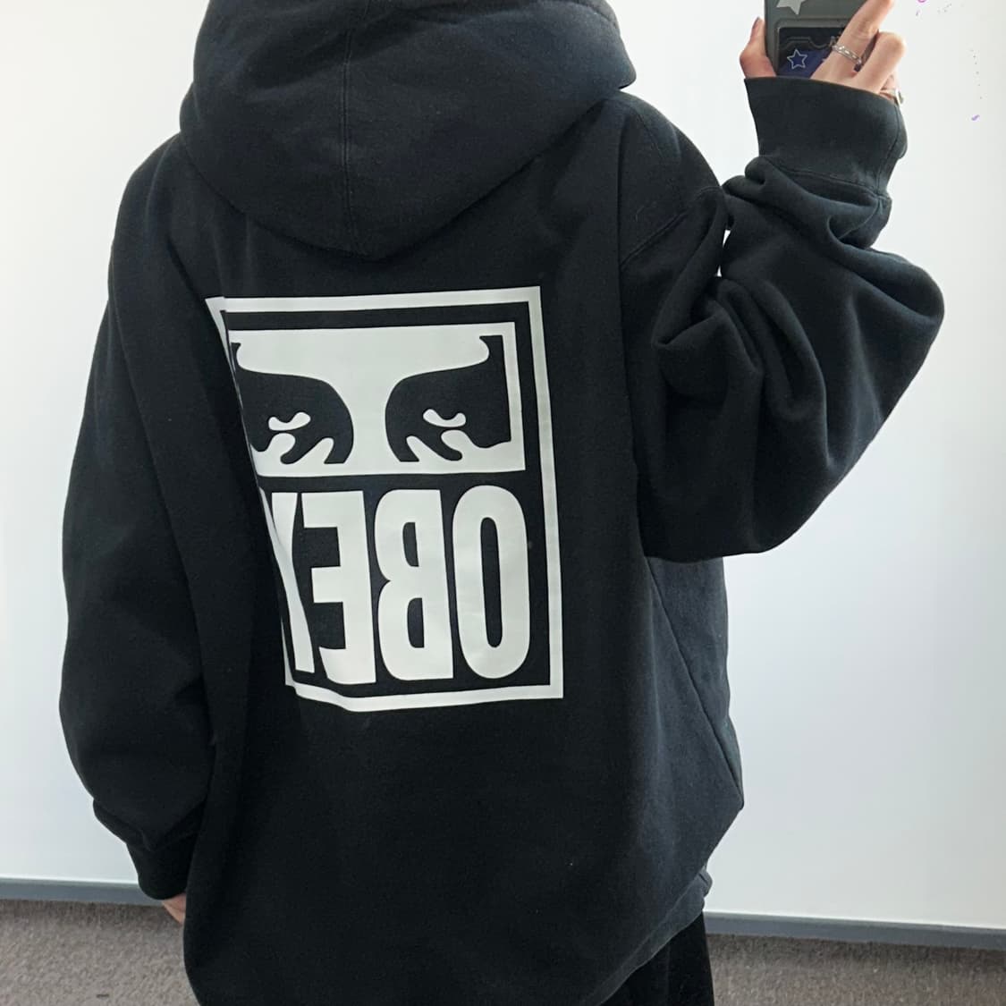 Obey 오베이 스몰로고 백로고 블랙 후드티 상품이미지3