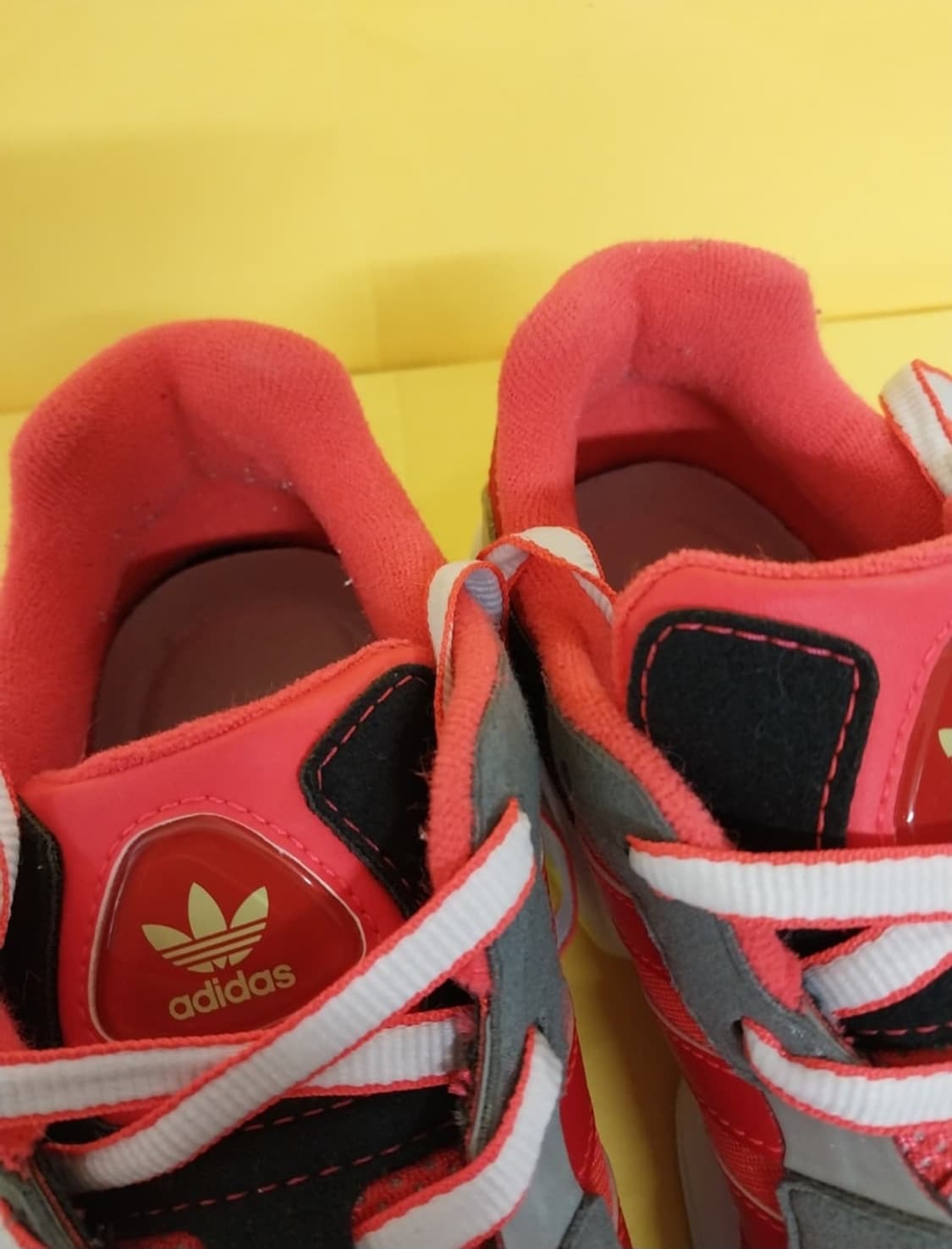 여성 아디다스 영-96 운동화 (230) 상품이미지5