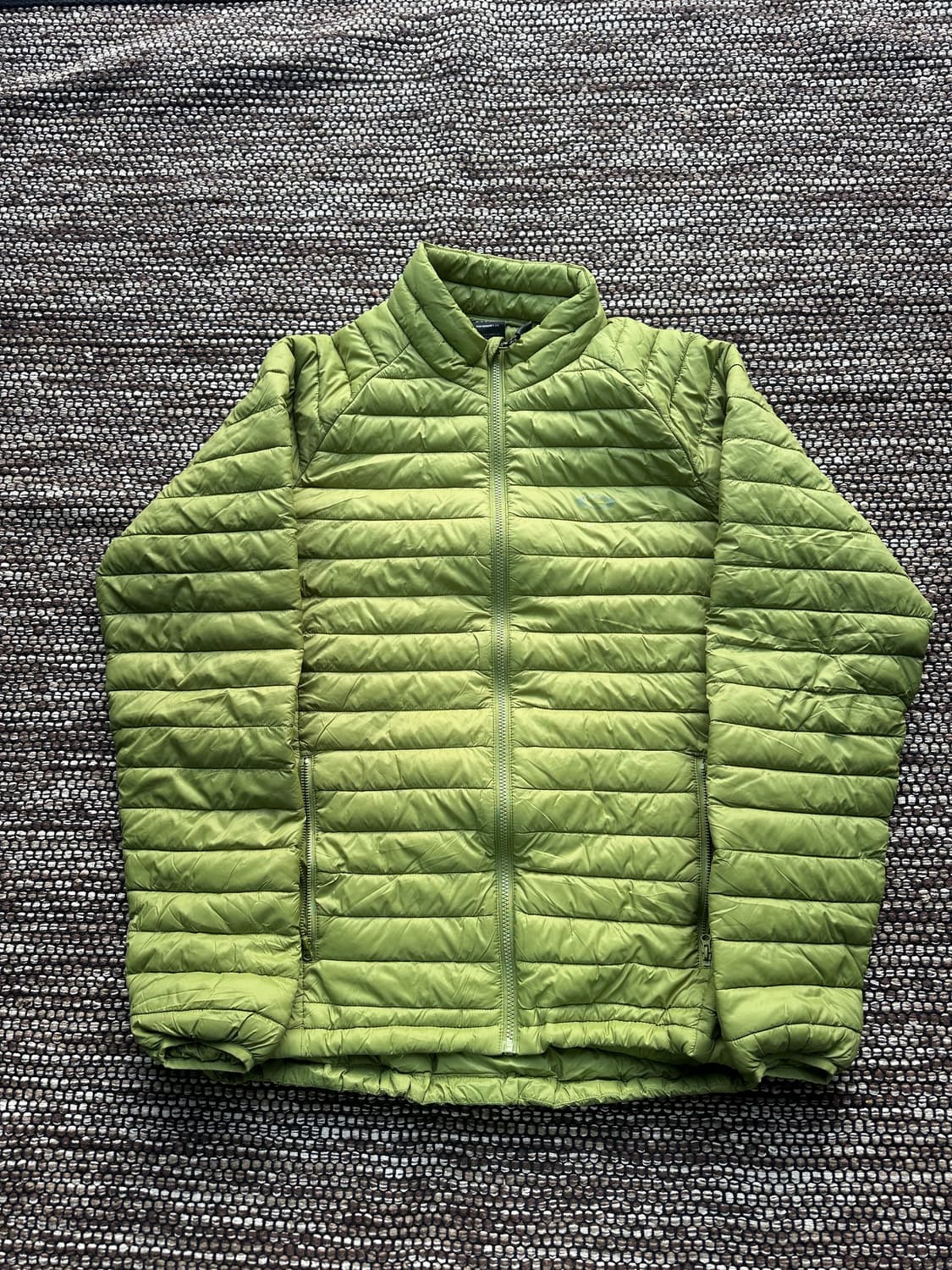 오클리 경량패딩 l 상품이미지1