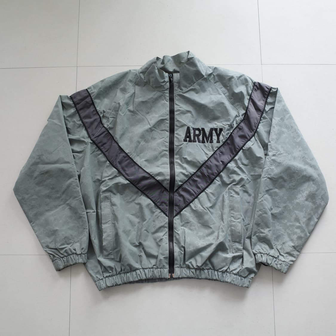 00s 미군 육군 IPFU 피지컬 트레이닝 자켓 M/R 상품이미지2