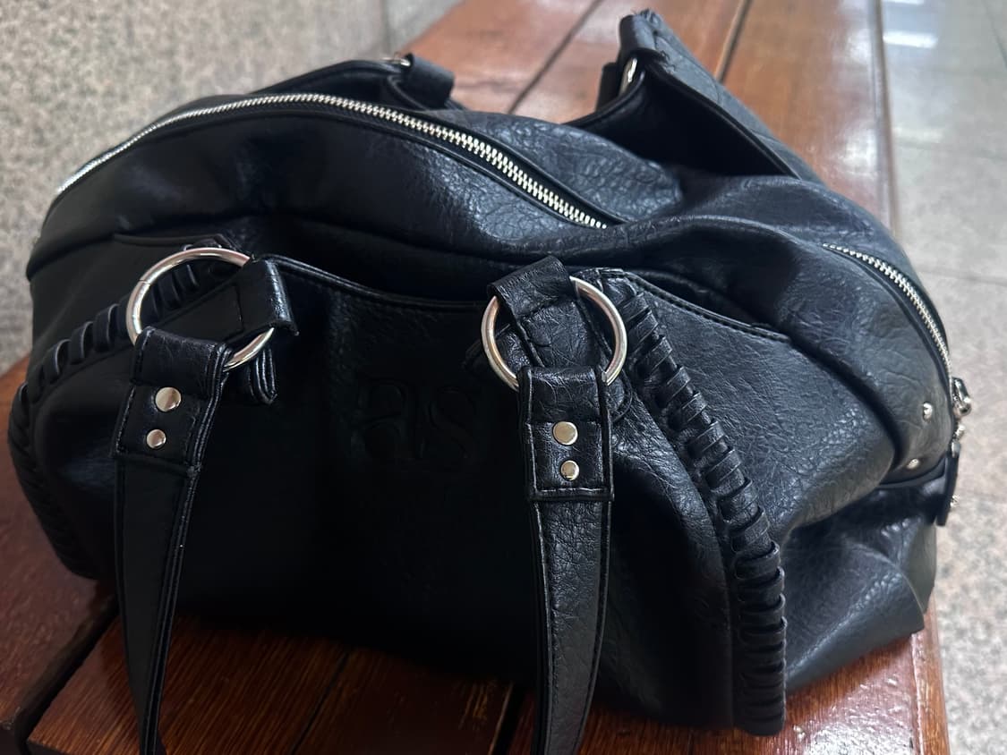 애즈온 보니타 빅백 블랙 가죽 숄더백 상품이미지2