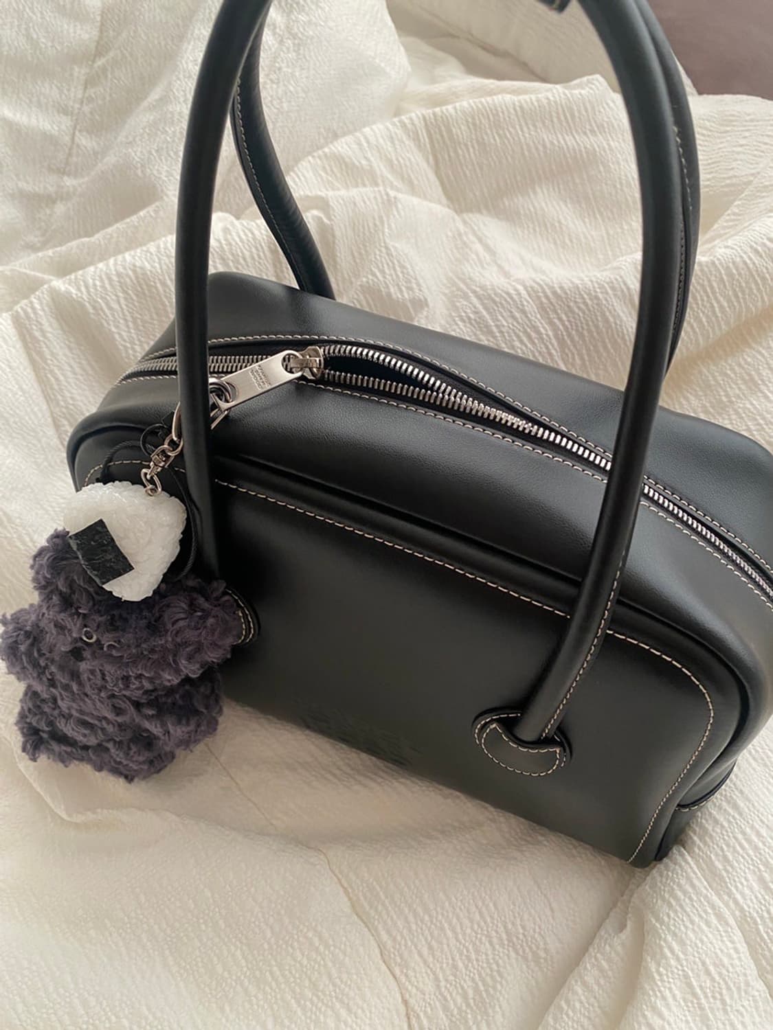 마지셔우드 소프트토트 블랙 플레인(소가죽) 상품이미지1