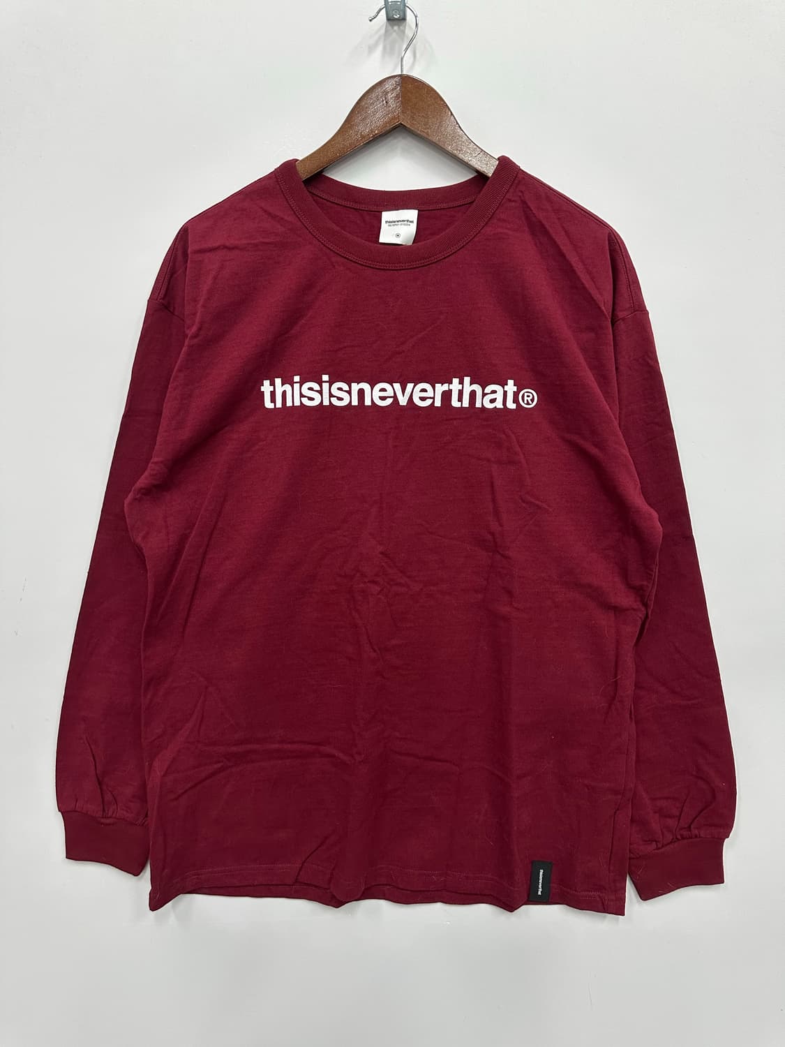 디스이즈네버댓 버건디 롱슬리브 상품이미지1