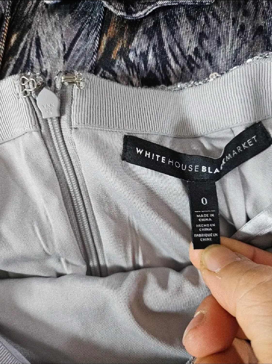 white house black market스팽글실버스커트0 / 64 상품이미지2