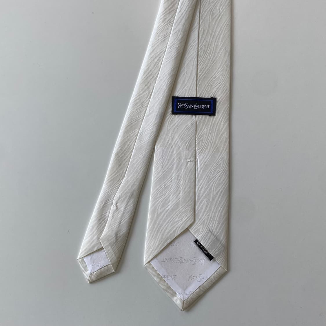 입생로랑(YSL) 명품 정품 넥타이 8.3cm 상품이미지3