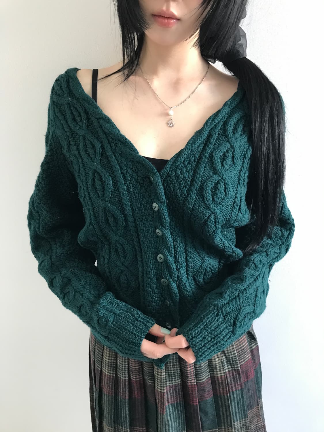 Twist button v cardigan(green) 상품이미지5