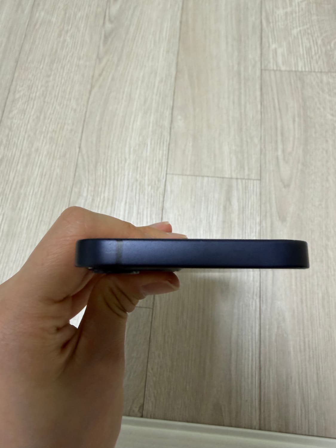 아이폰12미니 블랙 128기가 상품이미지7